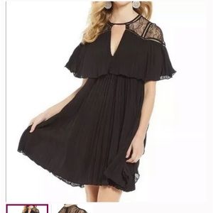 NWT Gianni bini black pleated lace trapeze dress size 12